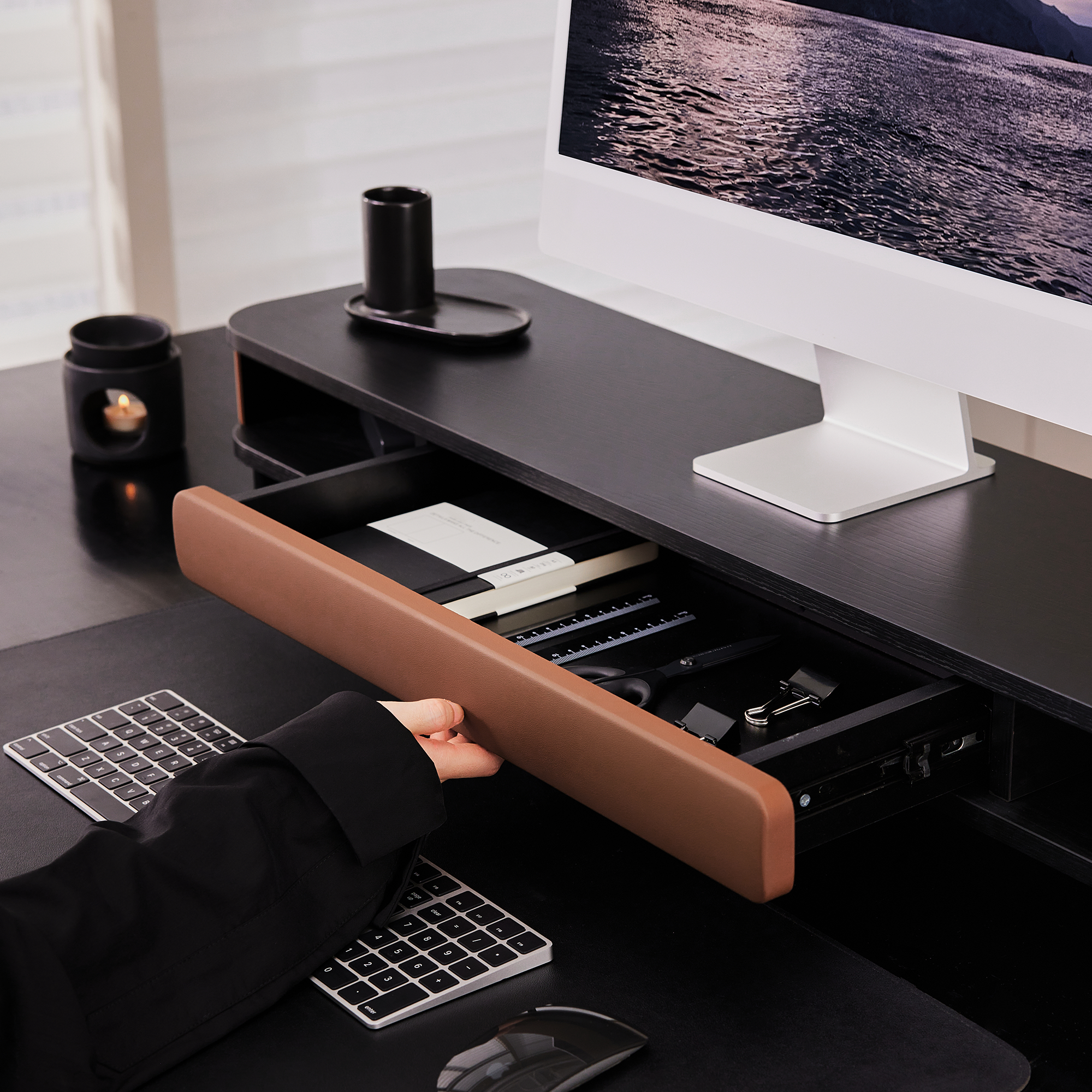 Bastion D510 Monitor Stand