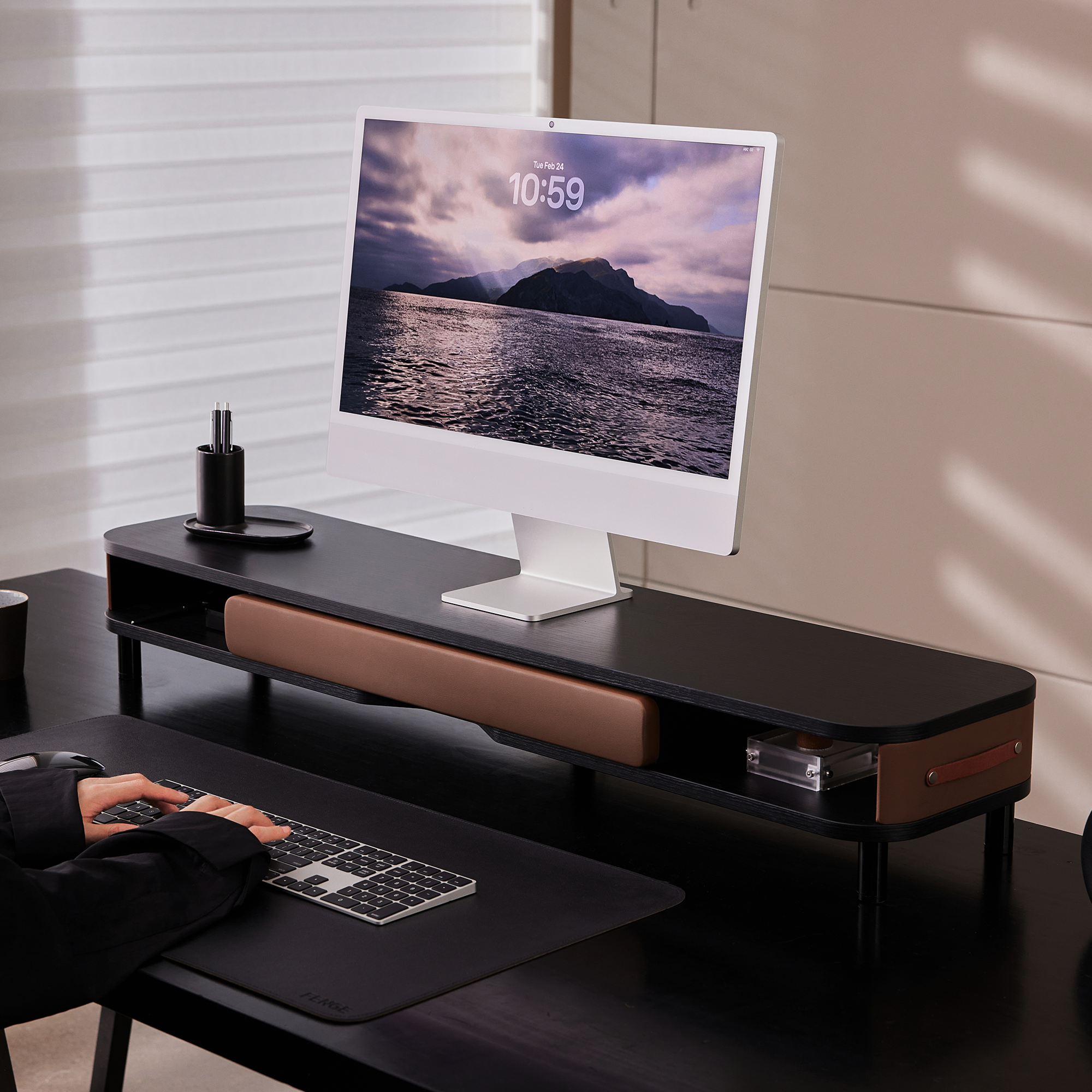 Bastion D510 Monitor Stand