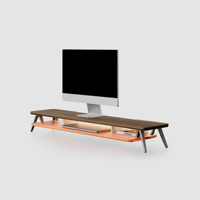 COLOR: Walnut
