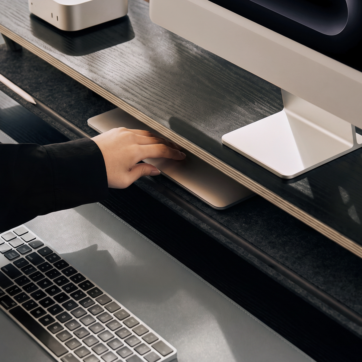 Rodin A510 Monitor Stand-Black
