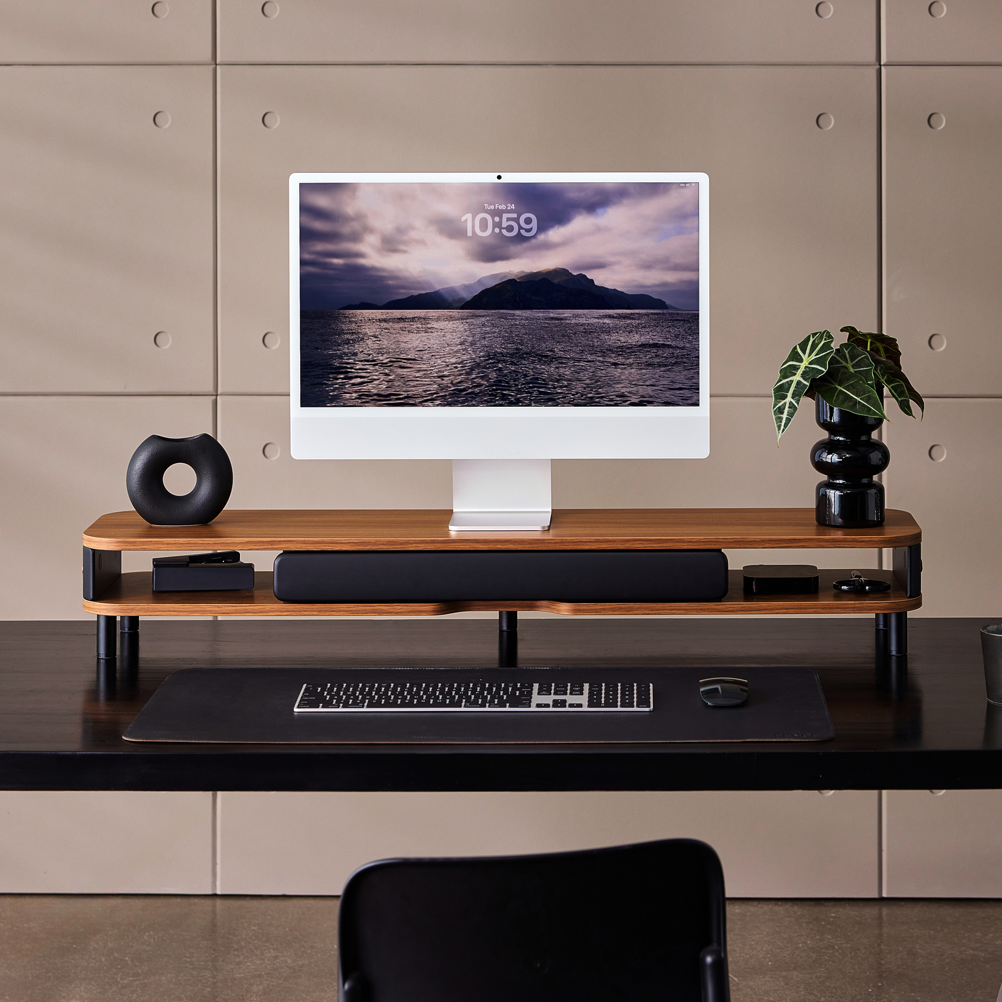 Bastion D510 Monitor Stand