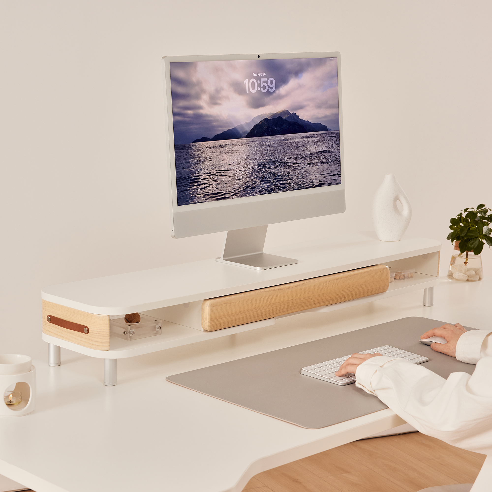 Bastion D510 Monitor Stand