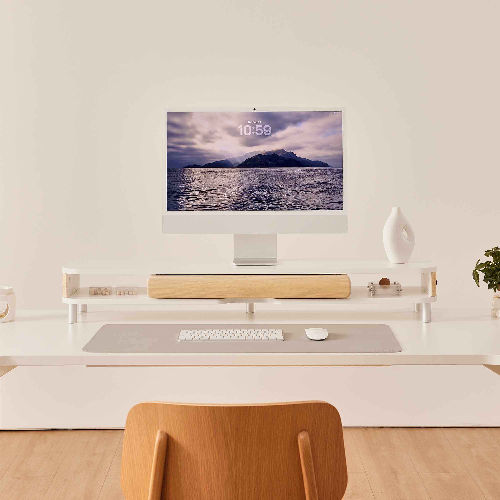 Bastion D510 Monitor Stand